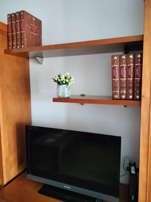 Apartamento Deluxe El Camino Alcalá de Henares Екстериор снимка