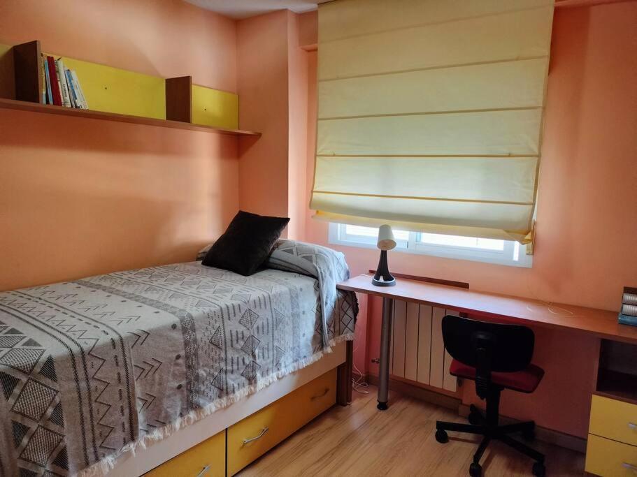 Apartamento Deluxe El Camino Alcalá de Henares Екстериор снимка