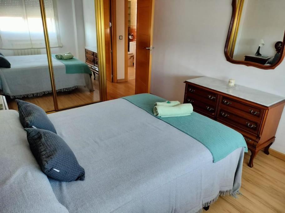 Apartamento Deluxe El Camino Alcalá de Henares Екстериор снимка