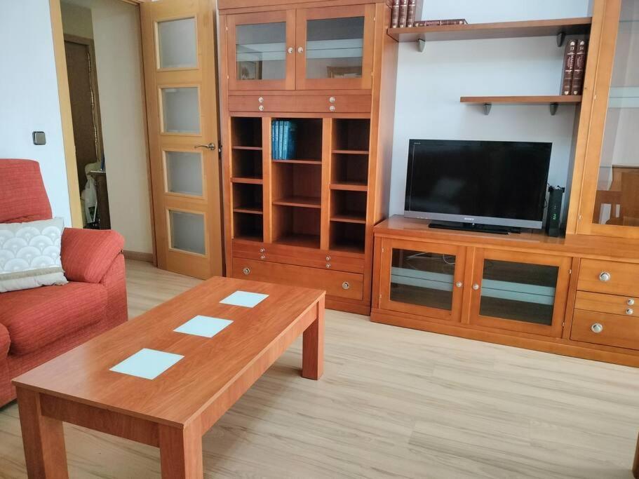 Apartamento Deluxe El Camino Alcalá de Henares Екстериор снимка