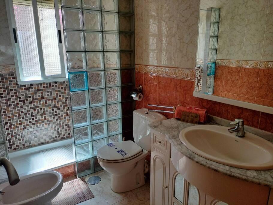 Apartamento Deluxe El Camino Alcalá de Henares Екстериор снимка